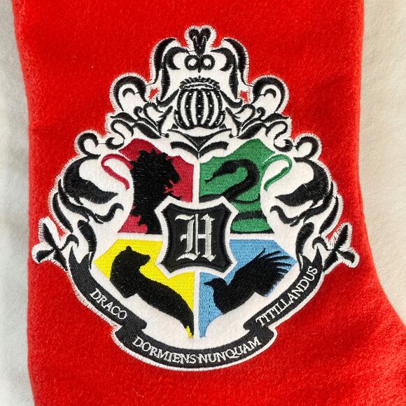 Hogwarts Crested Embroidered Red Black Christmas Stocking Felt Harry Potter Ruz - Picture 2 of 9